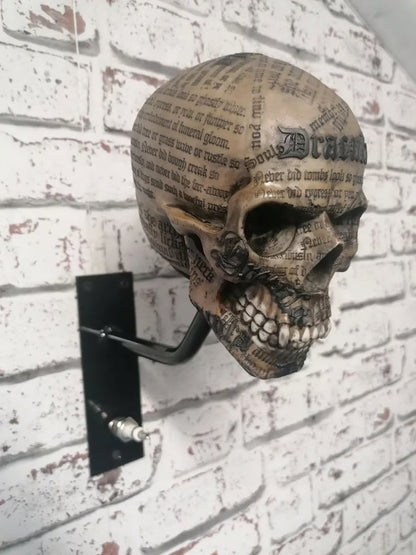 SkullHook – Teline kypärälle ja takille