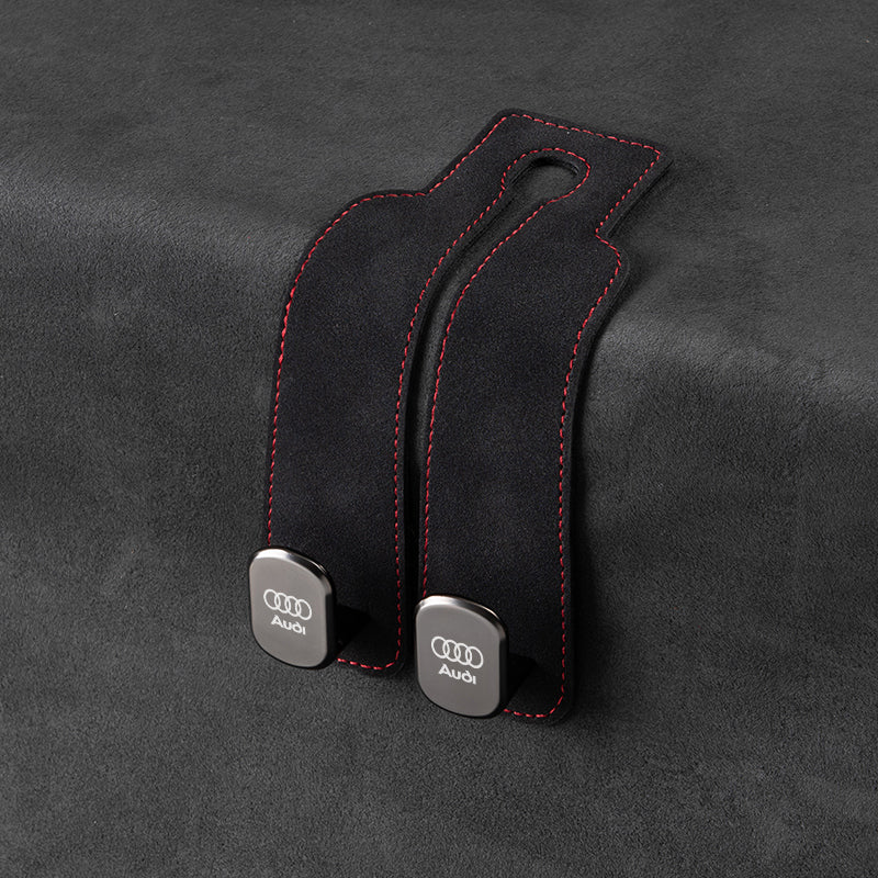 Kaksoislogolla varustettu autokoukku – täydellinen auton järjestelijä