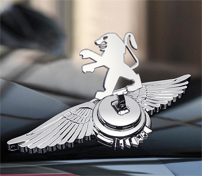 Auton logolla varustettu konepellin embleemi