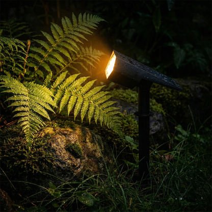 Terra – Aurinkokäyttöinen puutarhavalaisin